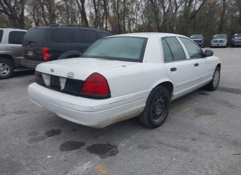 Photo 4 of 2007 Ford Crown VICTORIA POLICE/POLICE INTERCEPTOR (VIN 2FAFP71W17X107898)