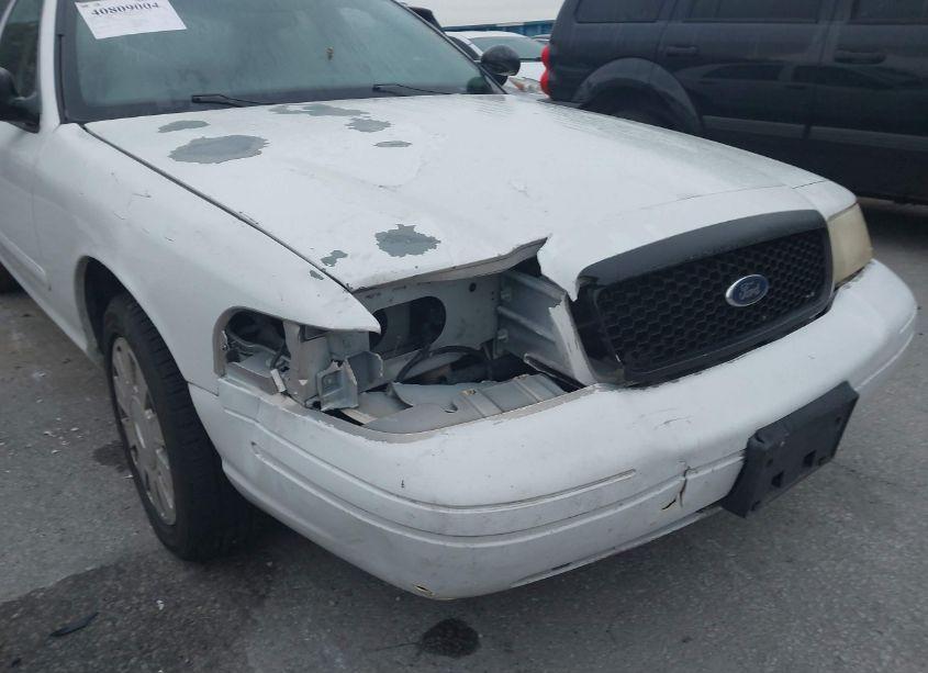 Photo 6 of 2007 Ford Crown VICTORIA POLICE/POLICE INTERCEPTOR (VIN 2FAFP71W17X107898)