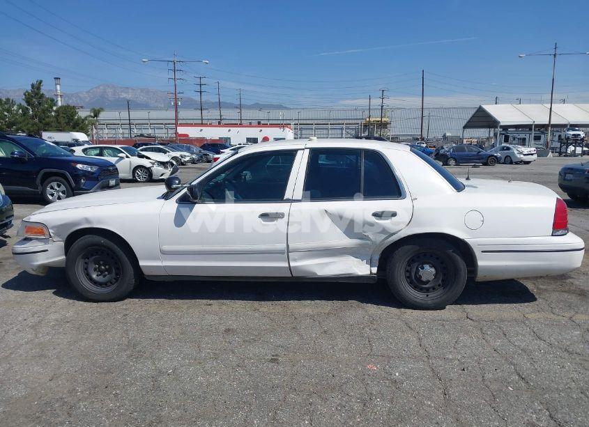 Photo 14 of 1999 Ford Crown VICTORIA POLICE INTERCEPTOR (VIN 2FAFP71W1XX200937)