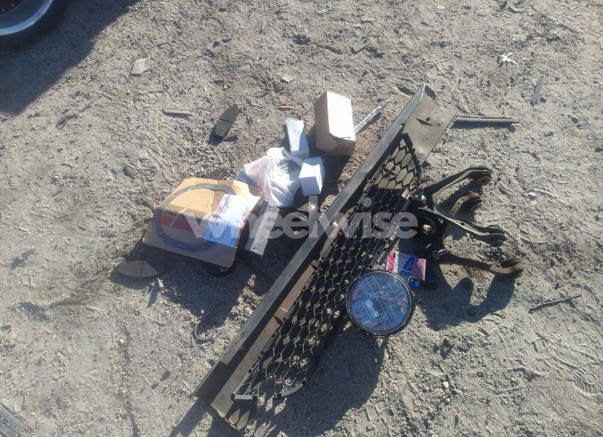 Photo 12 of 2005 Ford Crown VICTORIA POLICE (VIN 2FAFP71W25X138929)