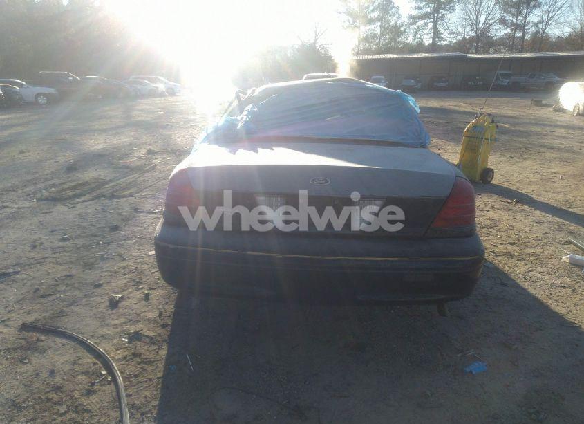 Photo 17 of 2005 Ford Crown VICTORIA POLICE (VIN 2FAFP71W25X138929)