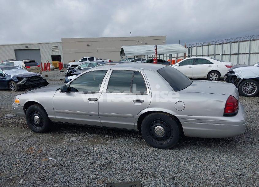 Photo 14 of 2006 Ford Crown VICTORIA POLICE/POLICE INTERCEPTOR (VIN 2FAFP71W26X163301)