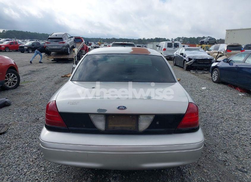Photo 16 of 2006 Ford Crown VICTORIA POLICE/POLICE INTERCEPTOR (VIN 2FAFP71W26X163301)