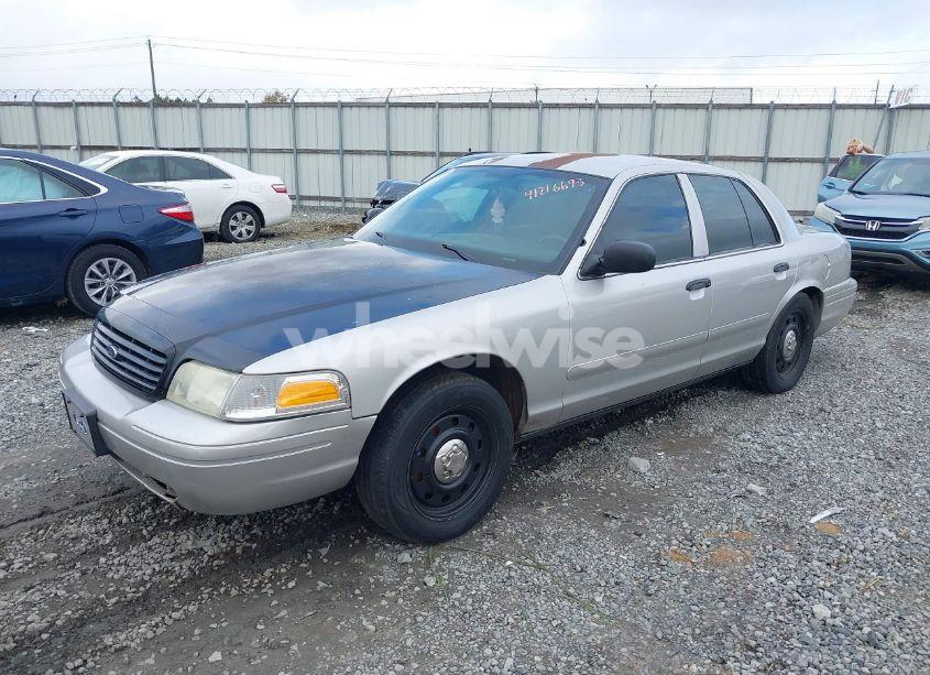Photo 2 of 2006 Ford Crown VICTORIA POLICE/POLICE INTERCEPTOR (VIN 2FAFP71W26X163301)