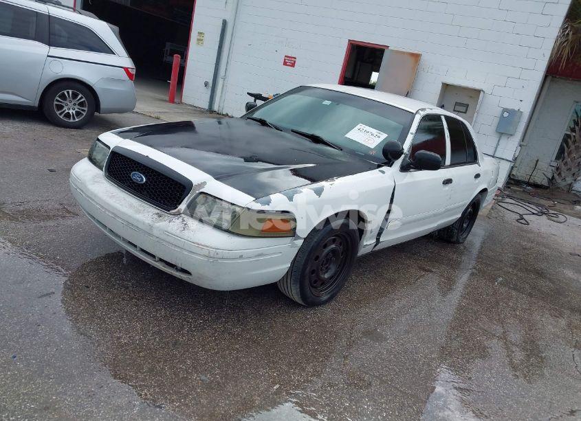 Photo 2 of 2007 Ford Crown VICTORIA POLICE/POLICE INTERCEPTOR/PURSUIT (VIN 2FAFP71W27X142773)
