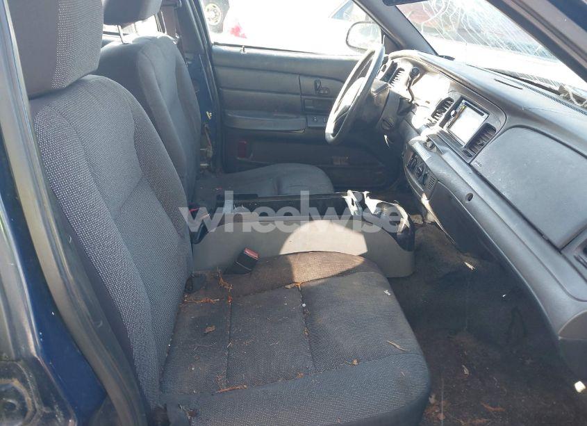 Photo 5 of 2004 Ford Crown VICTORIA POLICE (VIN 2FAFP71W34X185174)