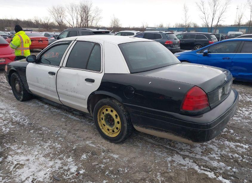 Photo 3 of 2007 Ford Crown VICTORIA POLICE/POLICE INTERCEPTOR (VIN 2FAFP71W37X149103)