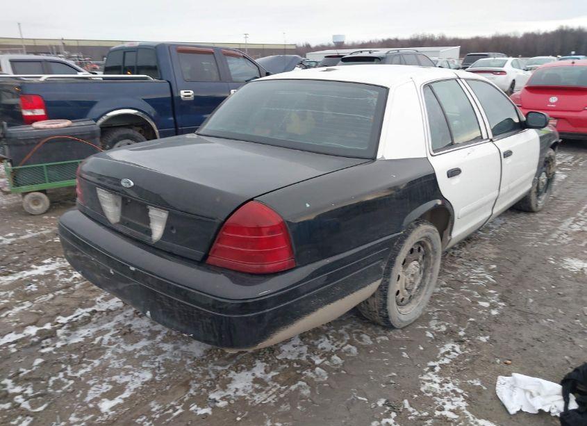 Photo 4 of 2007 Ford Crown VICTORIA POLICE/POLICE INTERCEPTOR (VIN 2FAFP71W37X149103)