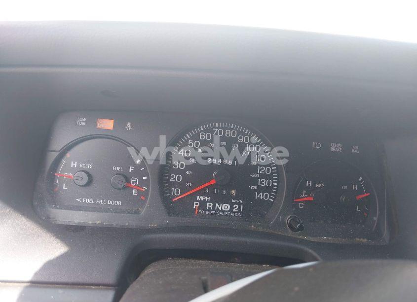 Photo 7 of 2005 Ford Crown VICTORIA POLICE (VIN 2FAFP71W45X149530)