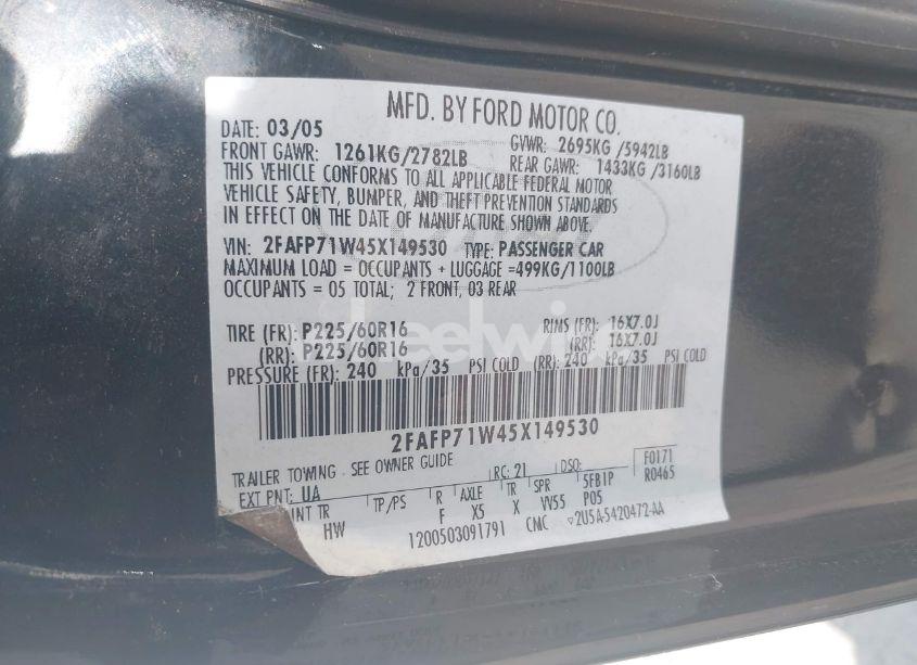 Photo 9 of 2005 Ford Crown VICTORIA POLICE (VIN 2FAFP71W45X149530)