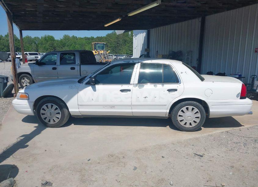 Photo 14 of 2007 Ford Crown VICTORIA POLICE/POLICE INTERCEPTOR (VIN 2FAFP71W47X128454)
