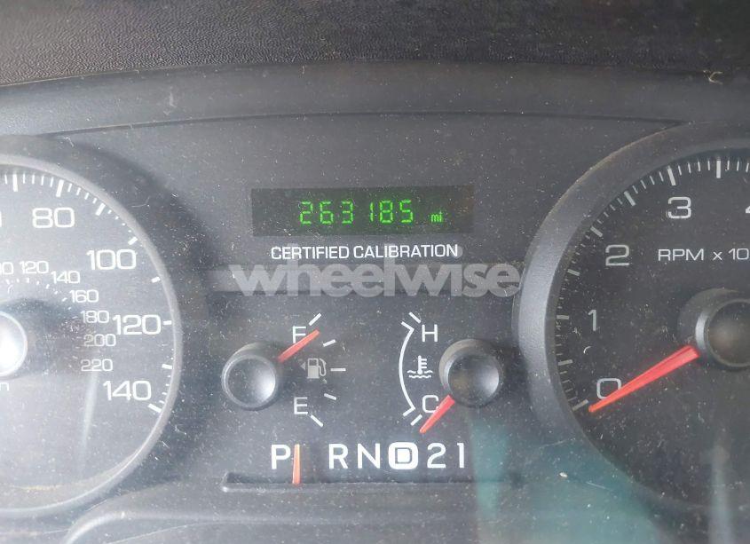 Photo 15 of 2007 Ford Crown VICTORIA POLICE/POLICE INTERCEPTOR (VIN 2FAFP71W47X128454)