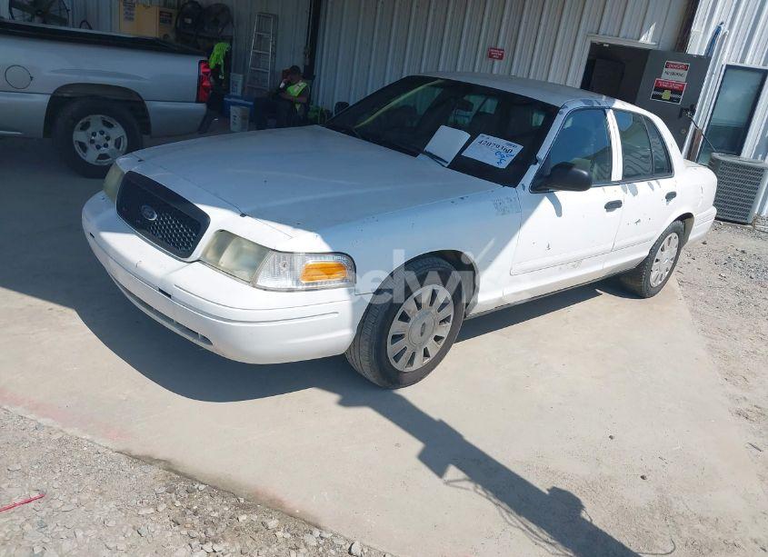 Photo 2 of 2007 Ford Crown VICTORIA POLICE/POLICE INTERCEPTOR (VIN 2FAFP71W47X128454)