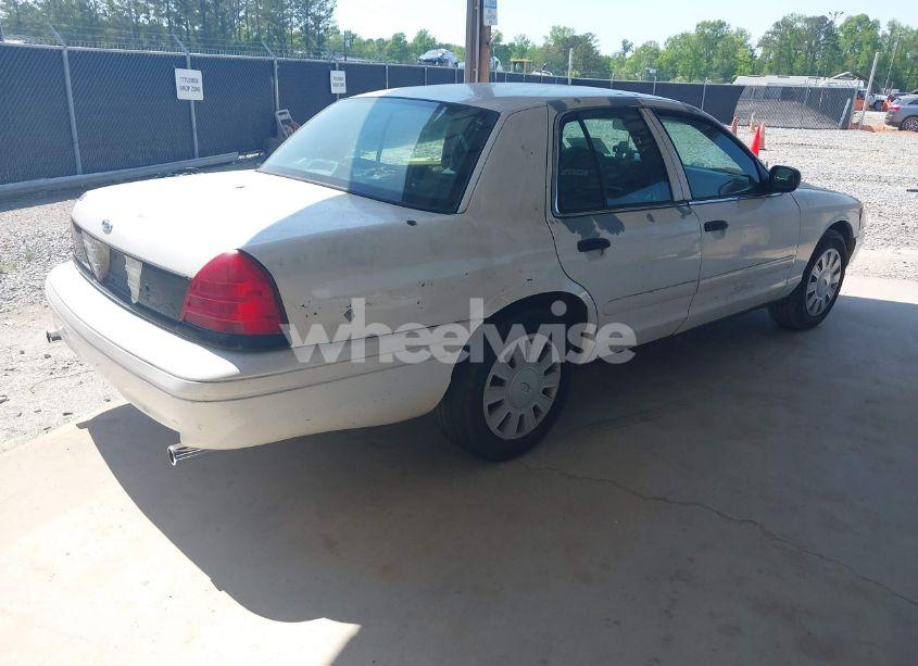 Photo 4 of 2007 Ford Crown VICTORIA POLICE/POLICE INTERCEPTOR (VIN 2FAFP71W47X128454)