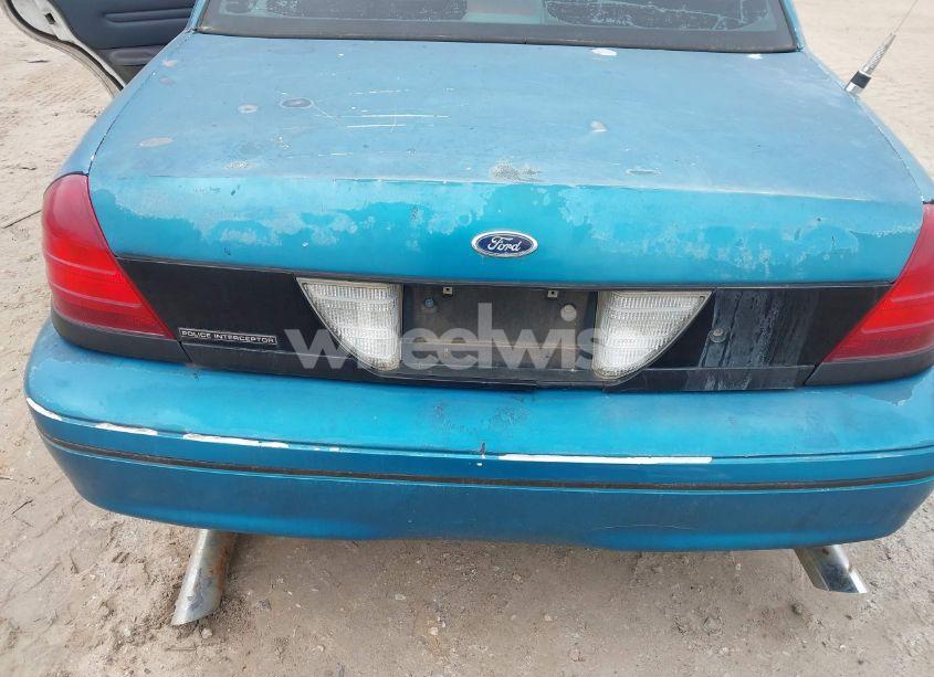 Photo 17 of 2000 Ford Crown VICTORIA POLICE INTERCEPTOR (VIN 2FAFP71W4YX136846)