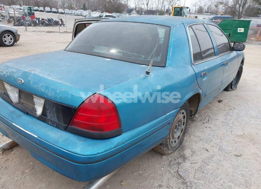 Photo 4 of 2000 Ford Crown VICTORIA POLICE INTERCEPTOR (VIN 2FAFP71W4YX136846)