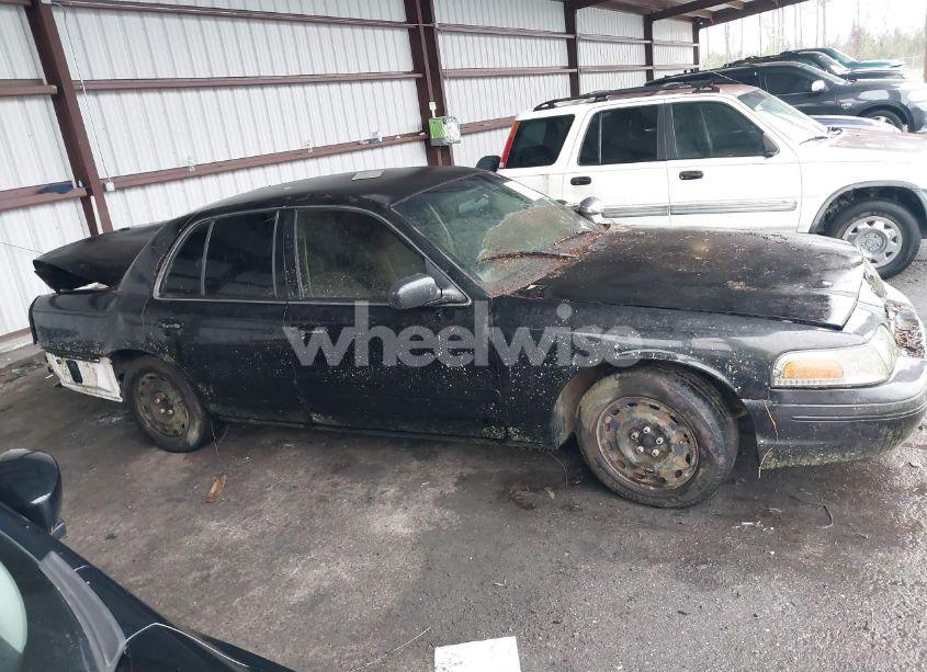 Photo 13 of 2000 Ford Crown VICTORIA POLICE INTERCEPTOR (VIN 2FAFP71W4YX199199)