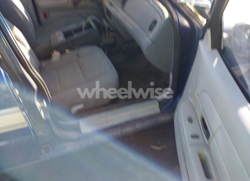 Photo 5 of 2004 Ford Crown VICTORIA POLICE (VIN 2FAFP71W54X101274)