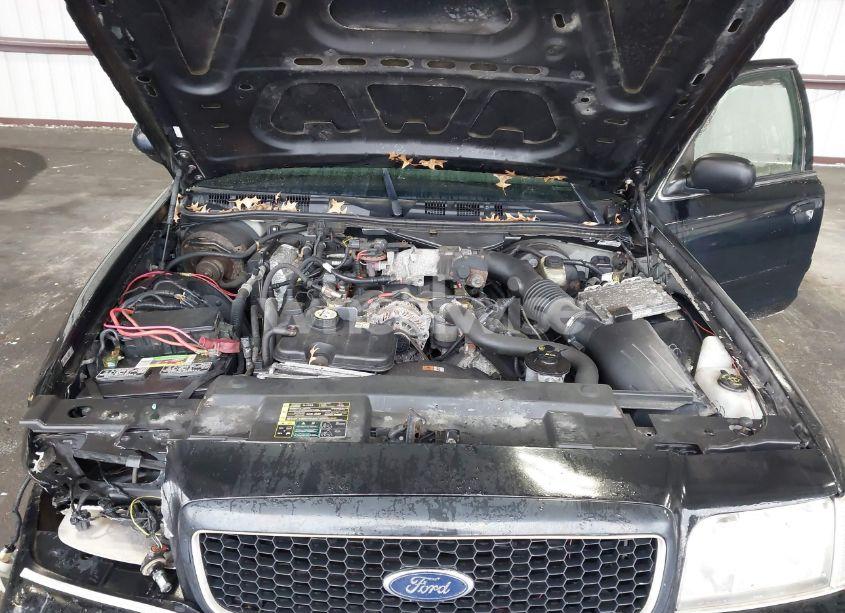 Photo 10 of 2007 Ford Crown VICTORIA POLICE/POLICE INTERCEPTOR (VIN 2FAFP71W57X159843)