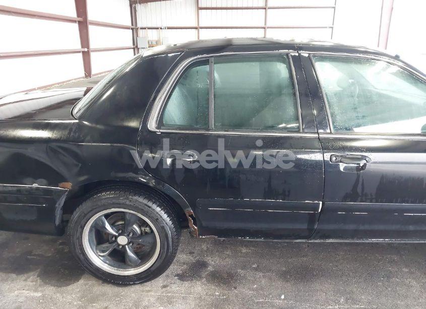 Photo 17 of 2007 Ford Crown VICTORIA POLICE/POLICE INTERCEPTOR (VIN 2FAFP71W57X159843)