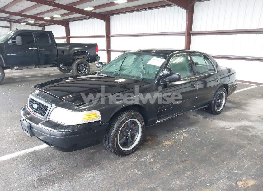 Photo 2 of 2007 Ford Crown VICTORIA POLICE/POLICE INTERCEPTOR (VIN 2FAFP71W57X159843)