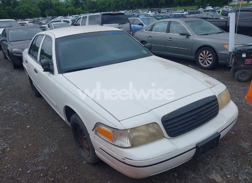2000 Ford Crown VICTORIA POLICE INTERCEPTOR (VIN 2FAFP71W5YX204281) main photo