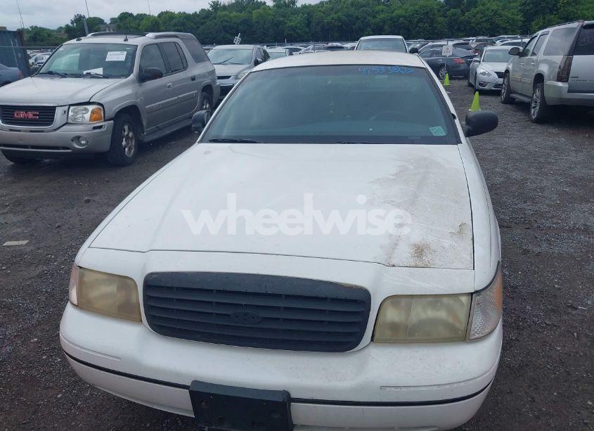 Photo 12 of 2000 Ford Crown VICTORIA POLICE INTERCEPTOR (VIN 2FAFP71W5YX204281)