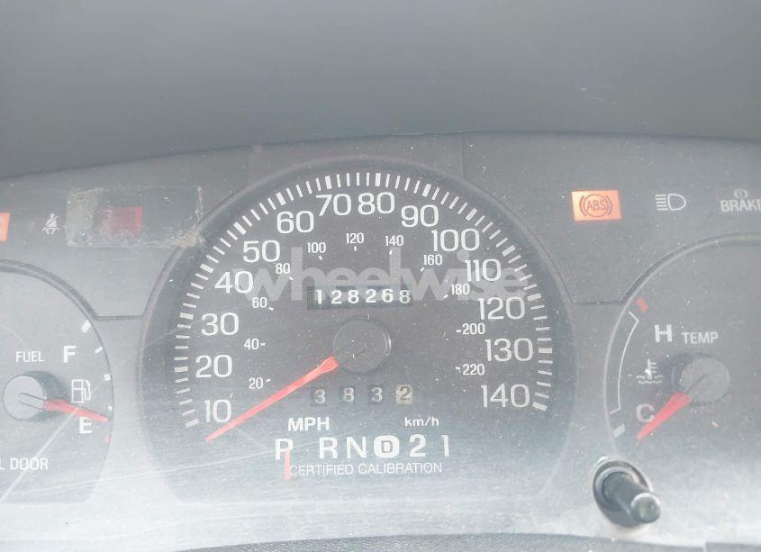 Photo 15 of 2000 Ford Crown VICTORIA POLICE INTERCEPTOR (VIN 2FAFP71W5YX204281)