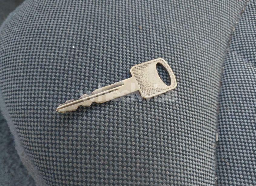 Photo 11 of 2000 Ford Crown VICTORIA POLICE INTERCEPTOR (VIN 2FAFP71W5YX205639)