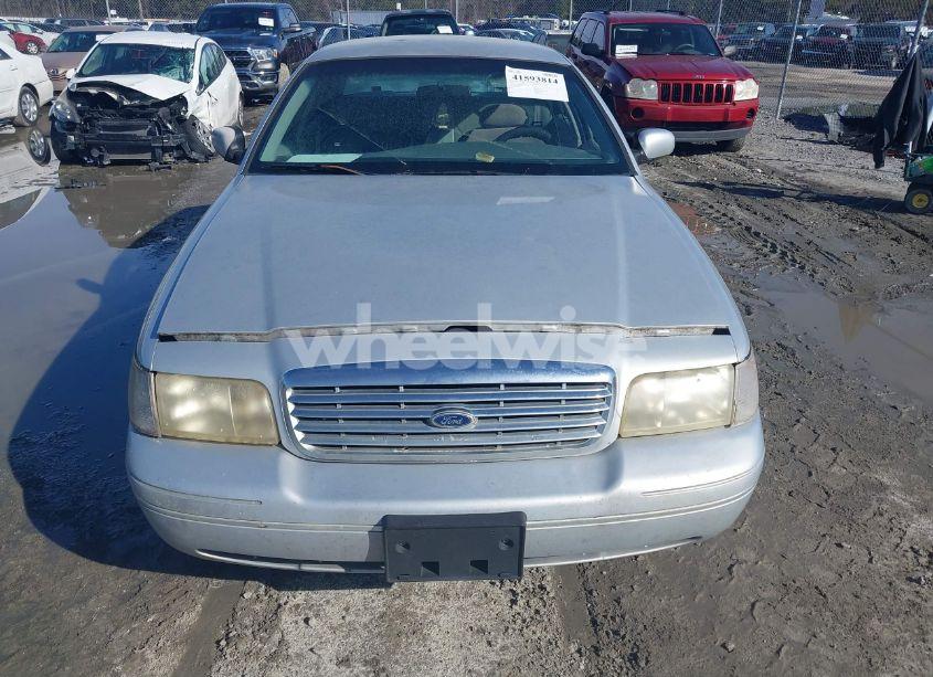 Photo 12 of 2000 Ford Crown VICTORIA POLICE INTERCEPTOR (VIN 2FAFP71W5YX205639)