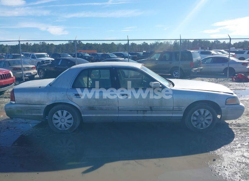Photo 13 of 2000 Ford Crown VICTORIA POLICE INTERCEPTOR (VIN 2FAFP71W5YX205639)