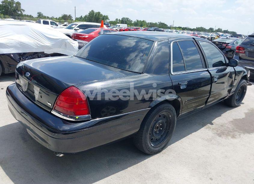 Photo 4 of 2004 Ford Crown VICTORIA POLICE (VIN 2FAFP71W64X142190)