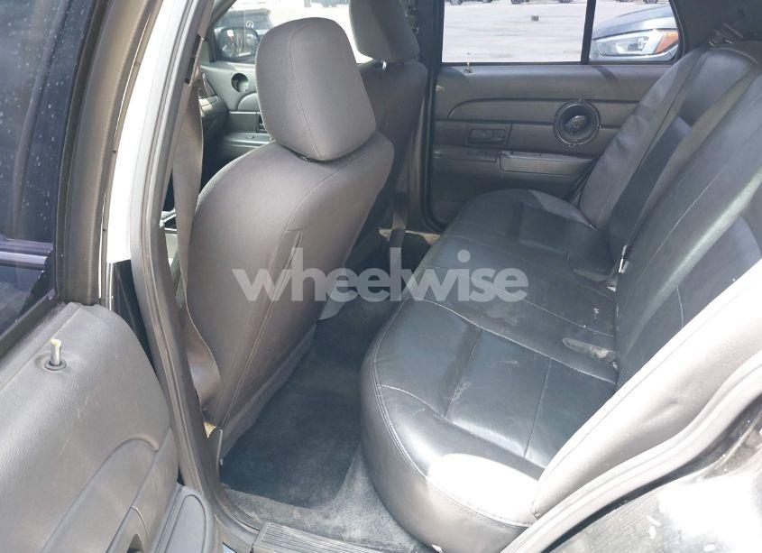 Photo 8 of 2004 Ford Crown VICTORIA POLICE (VIN 2FAFP71W64X142190)