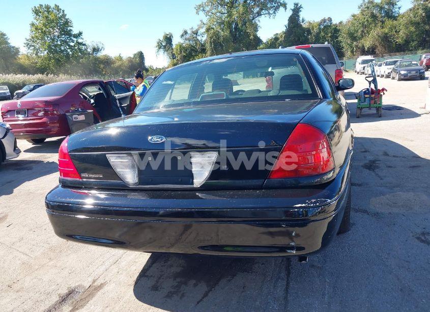 Photo 16 of 2006 Ford Crown VICTORIA POLICE/POLICE INTERCEPTOR (VIN 2FAFP71W66X102775)