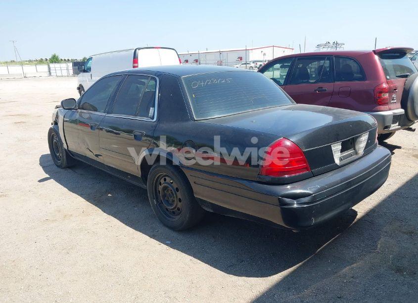 Photo 3 of 2006 Ford Crown VICTORIA POLICE/POLICE INTERCEPTOR (VIN 2FAFP71W66X115574)