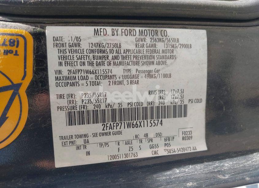 Photo 9 of 2006 Ford Crown VICTORIA POLICE/POLICE INTERCEPTOR (VIN 2FAFP71W66X115574)