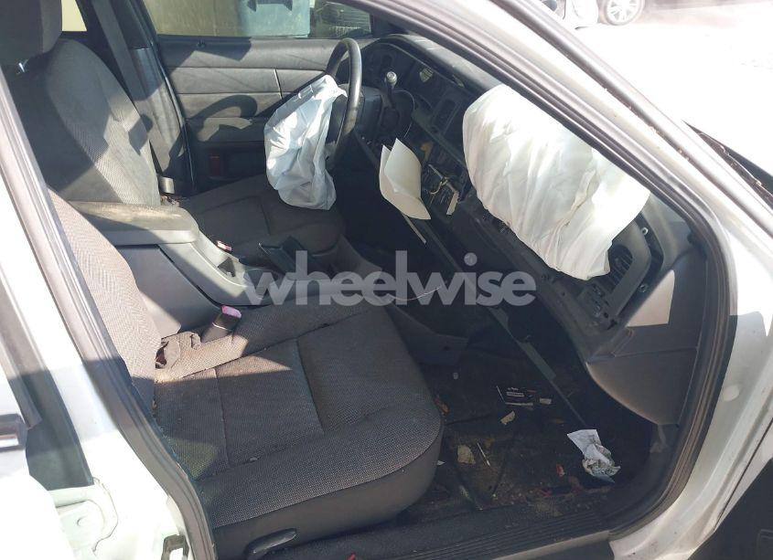 Photo 5 of 2006 Ford Crown VICTORIA POLICE/POLICE INTERCEPTOR (VIN 2FAFP71W66X154312)