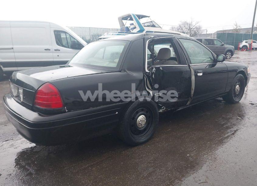 Photo 4 of 2006 Ford Crown VICTORIA POLICE/POLICE INTERCEPTOR (VIN 2FAFP71W66X166749)