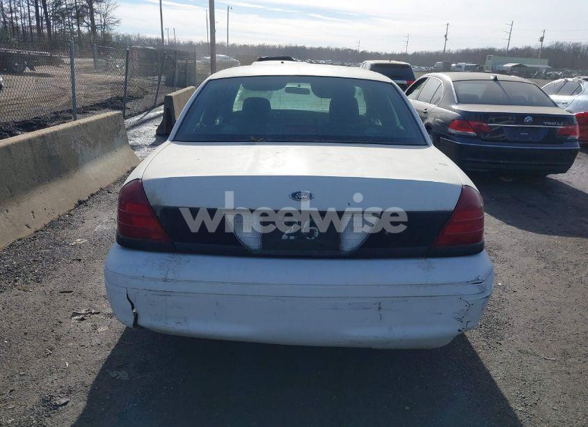 Photo 16 of 2006 Ford Crown VICTORIA POLICE/POLICE INTERCEPTOR (VIN 2FAFP71W76X103885)