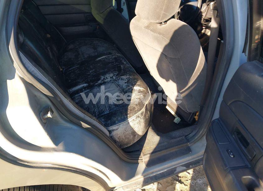 Photo 8 of 2006 Ford Crown VICTORIA POLICE/POLICE INTERCEPTOR (VIN 2FAFP71W86X102762)