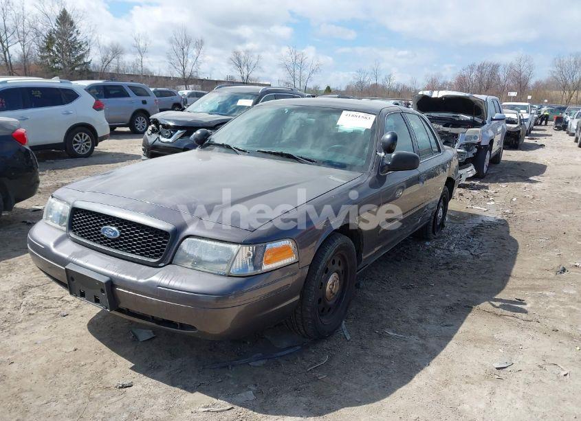 Photo 2 of 2007 Ford Crown VICTORIA POLICE/POLICE INTERCEPTOR (VIN 2FAFP71W97X155407)