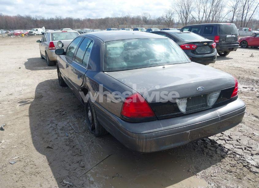 Photo 3 of 2007 Ford Crown VICTORIA POLICE/POLICE INTERCEPTOR (VIN 2FAFP71W97X155407)