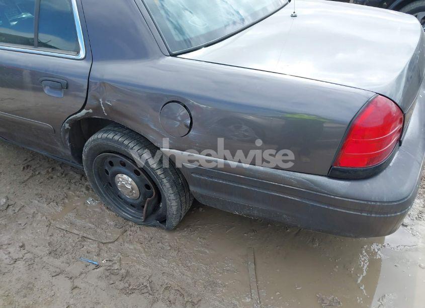 Photo 6 of 2007 Ford Crown VICTORIA POLICE/POLICE INTERCEPTOR (VIN 2FAFP71W97X155407)