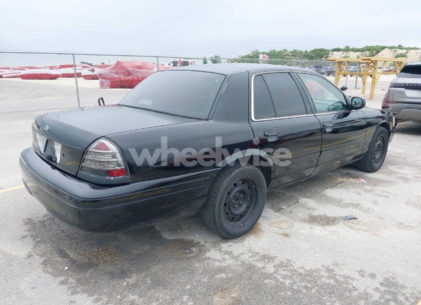 Photo 4 of 2007 Ford Crown VICTORIA POLICE/POLICE INTERCEPTOR (VIN 2FAFP71W97X163376)