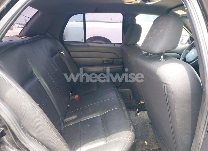 Photo 8 of 2007 Ford Crown VICTORIA POLICE/POLICE INTERCEPTOR (VIN 2FAFP71W97X163376)