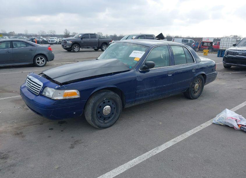 Photo 2 of 2007 Ford Crown VICTORIA POLICE/POLICE INTERCEPTOR (VIN 2FAFP71WX7X149986)