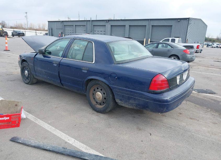 Photo 3 of 2007 Ford Crown VICTORIA POLICE/POLICE INTERCEPTOR (VIN 2FAFP71WX7X149986)