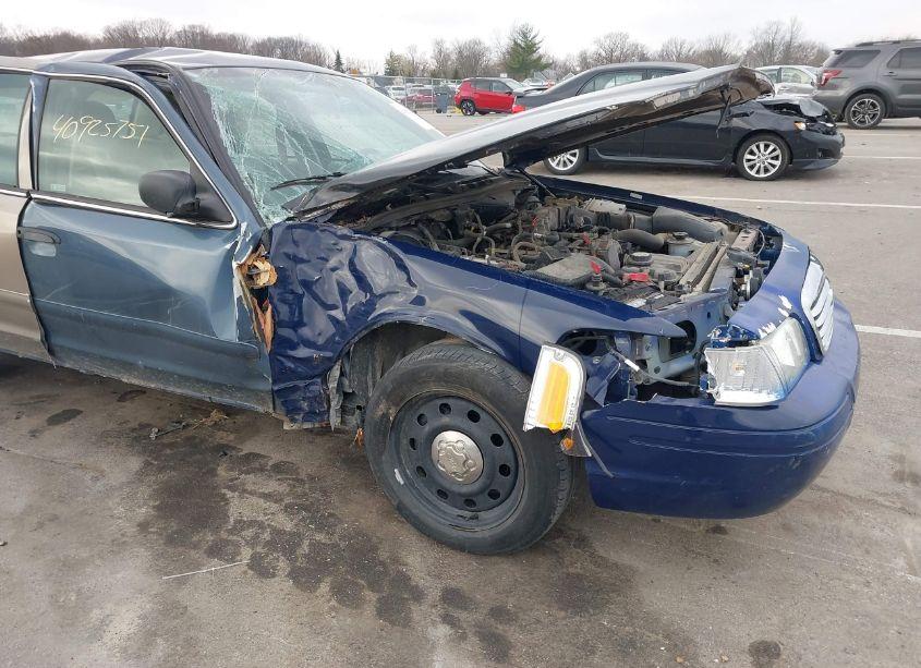 Photo 6 of 2007 Ford Crown VICTORIA POLICE/POLICE INTERCEPTOR (VIN 2FAFP71WX7X149986)