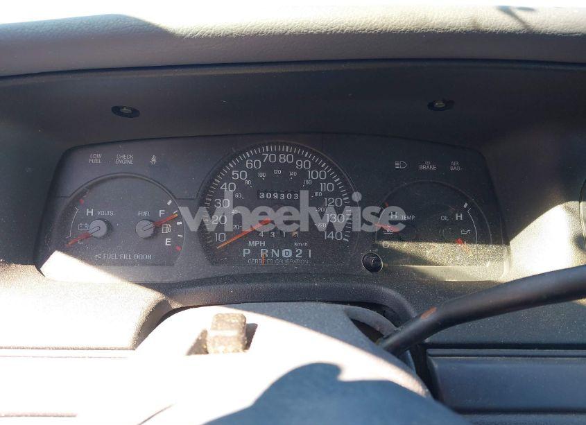 Photo 7 of 1998 Ford Crown VICTORIA POLICE INTERCEPTOR (VIN 2FAFP71WXWX184526)