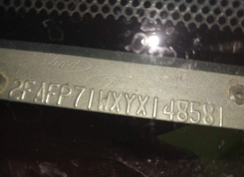 Photo 9 of 2000 Ford Crown VICTORIA POLICE INTERCEPTOR (VIN 2FAFP71WXYX148581)